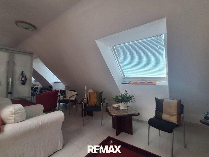7 Zimmer 1220