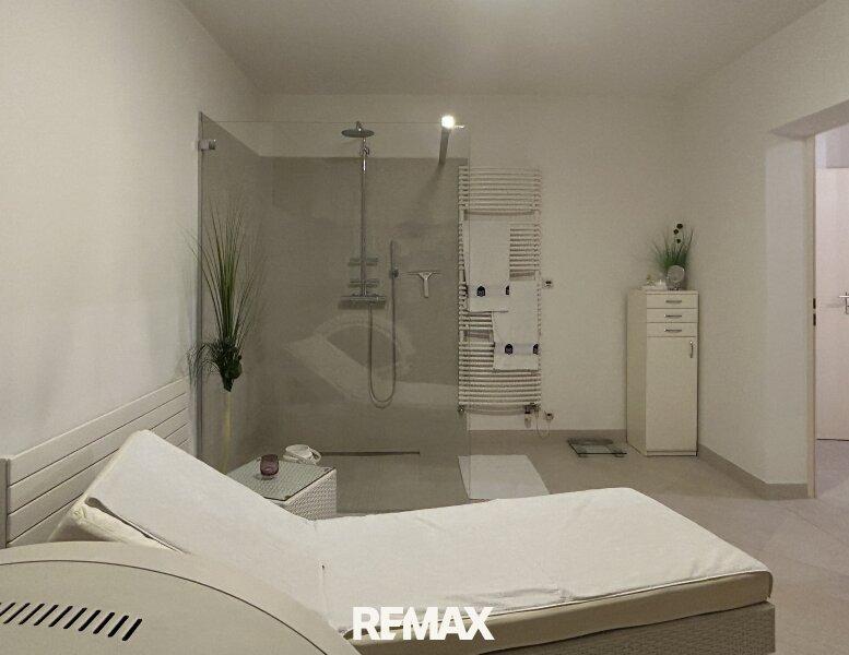 Wellnessraum mit Dusche - Untergeschoss