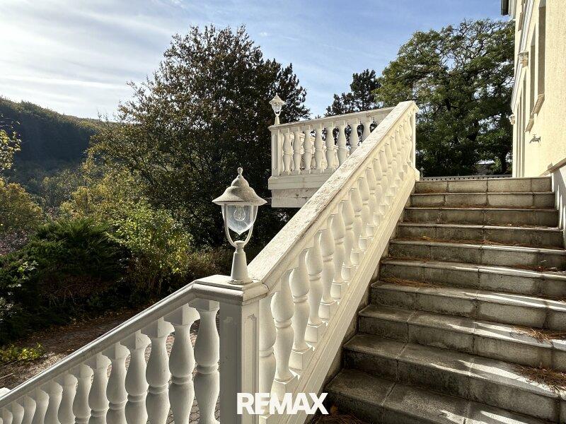 Treppe zur Terrasse