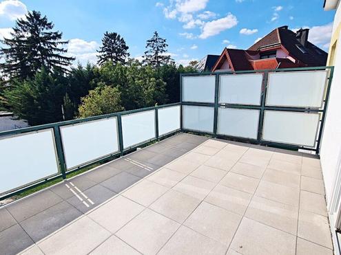 TERRASSENHIT, PARZGASSE, 68 m2 Neubau mit 19 Terrasse, 4 Zimmer, K�che, Duschbad, Parketten, Gr�nblick