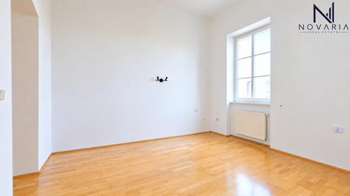 Charmante 2-Zimmer-Altbauwohnung in begehrter Lage von Baden