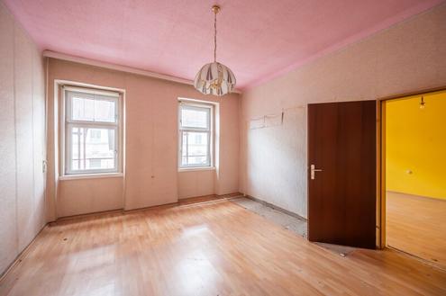 ++NEU++ Sanierungsbed�rftige 2-Zimmer-Altbauwohnung mit 57 m� in zentraler Lage