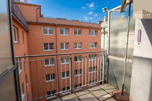 Sch�ne Wohnung mit einer S�dwest-Loggia und Lift!