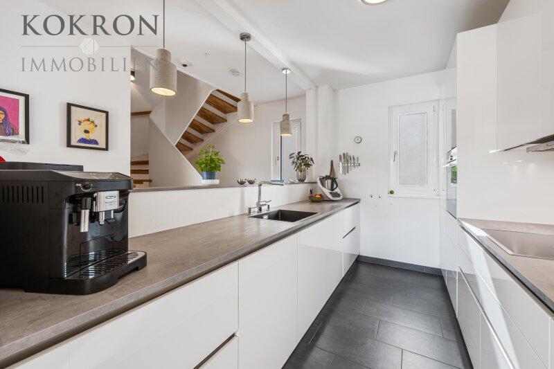 Offene, moderne, voll ausgestattete K�che