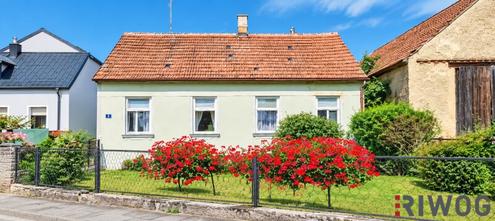 1.040 m� Grund in Hautzendorf | Haus mit Ausbaupotenzial & Erdkeller