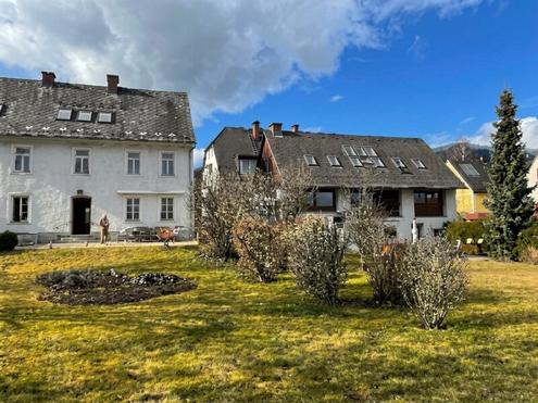 liebevoll saniertes Wohnhaus mit Atelier od. G�stehaus