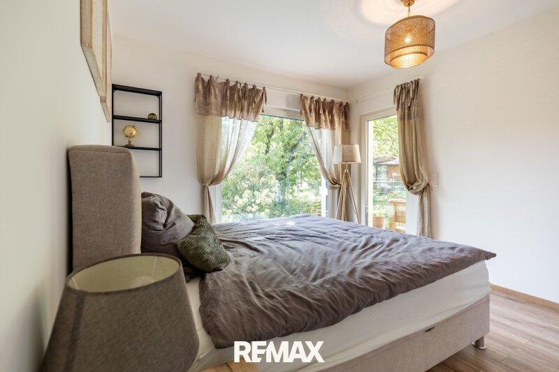 14 Schlafzimmer