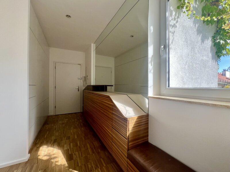 Vorraum / Garderobe