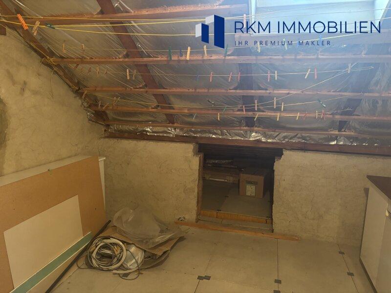 Rohdachboden Zimmer