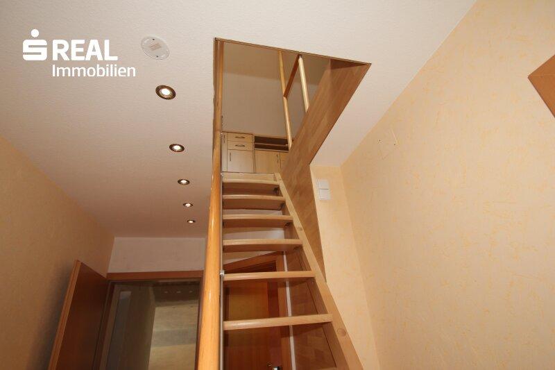 Aufgang zum Dachbodenzimmer
