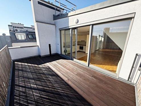 TERRASSENHIT, MARTKGASSE, 138 m2 Dachgescho� mit 34 m2 Terrassen, 3 Zimmer, Wohnk�che, Wintergarten, Wannenbad, Parketten, U4/U6-N�he