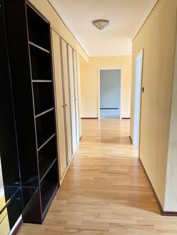 3(-4) Zimmer Wohnung in gefragter Lage, mit leichtem Renovierungsbedarf"