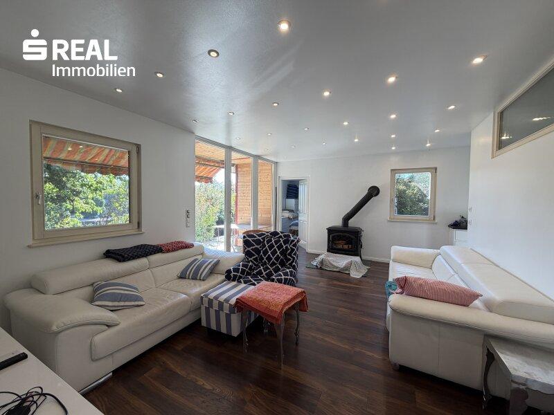 Wohnzimmer 1