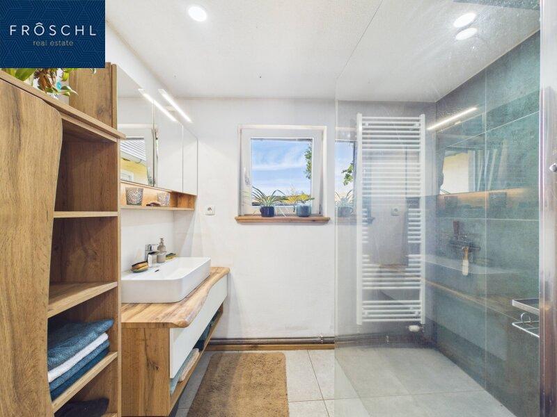 Blick ins Badezimmer