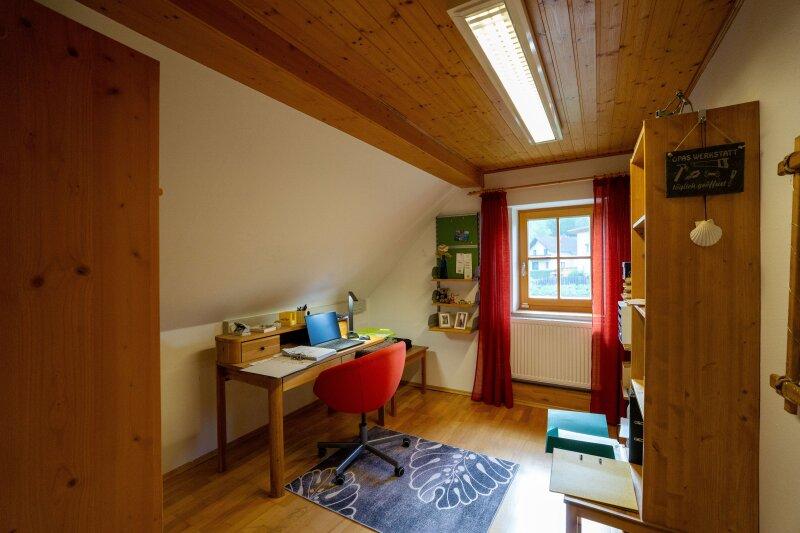 Zimmer 2 im Dachgescho�