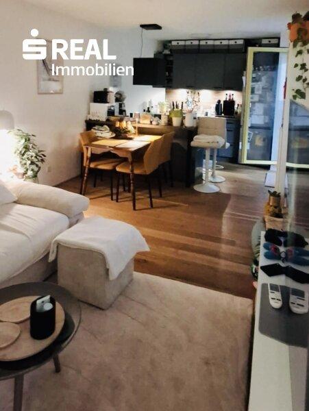 Wohnzimmer m�bliert