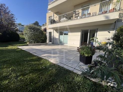 NEUBAU-GARTENWOHNUNG MIT 2 GARAGENPL�TZEN