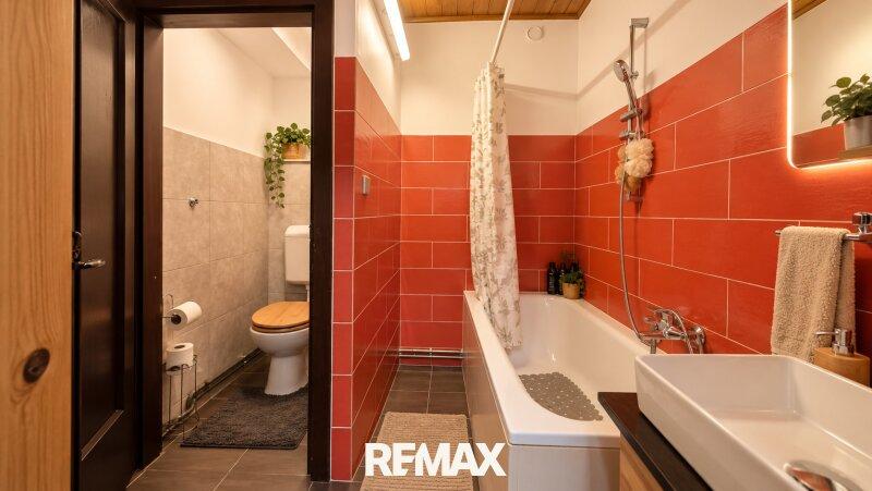 12 Badezimmer 2
