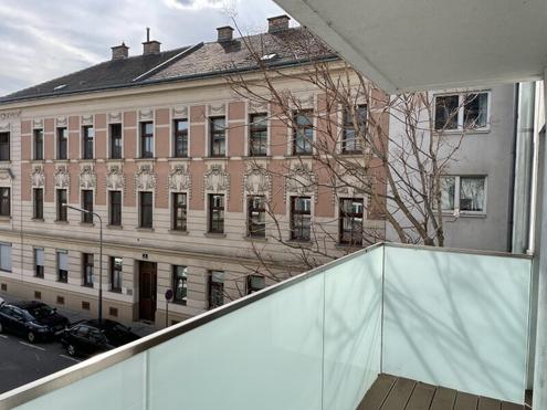 AUFGEPASST: 2 Schlafzimmer + Wohnk�che und Balkon - Platz zum Wohnen und f�r HomeOffice