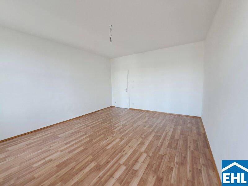 Wohnzimmer 1.2