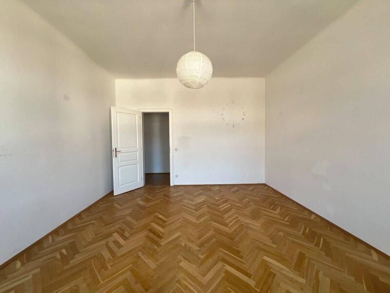 2. Schlafzimmer