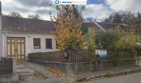 3743 R�schitz: Sanierungsbed�rftiges Landhaus mit gro�z�gigem Stadel