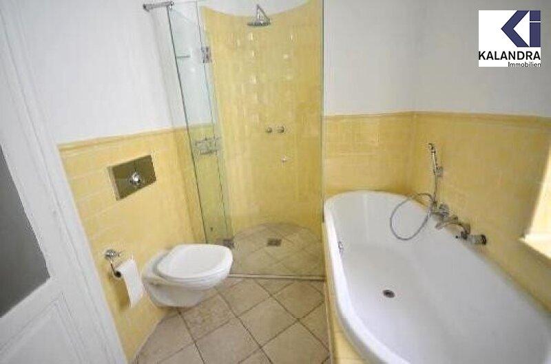 Badezimmer 1