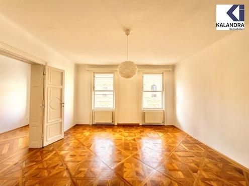 360� TOUR //GENERALSANIERTE ALTBAUWOHNUNG im gepflegten STILHAUS