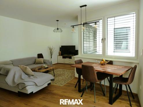 "LIVING De LUXE!"