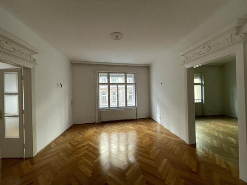 SANIERTE KLASSISCHE 4,5-ZIMMER-ALTBAU-WOHNUNG N�HE WIEN-MITTE - BALKON!