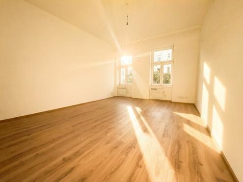 Frisch sanierte Altbauwohnung nahe U3 Johnstra�e