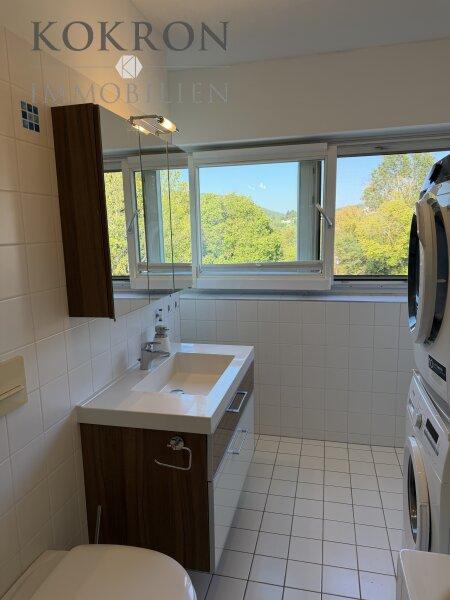 Badezimmer mit Ausblick