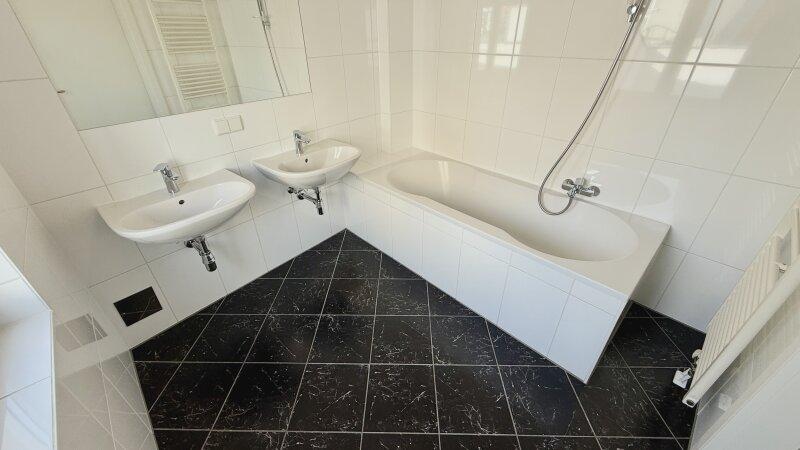 Badezimmer 2