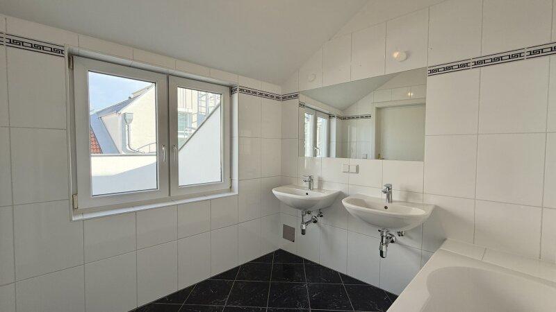 Badezimmer 2