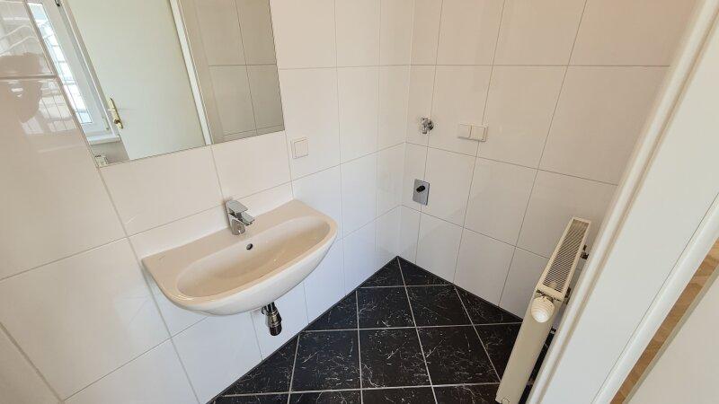 Badezimmer 1