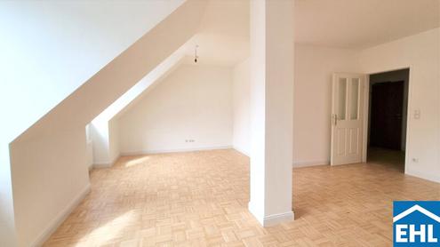 Altbau-Chic mit Eigengarten: Wohnung mit Liebe zum Detail * ZUCKERL und GOODIE holen!