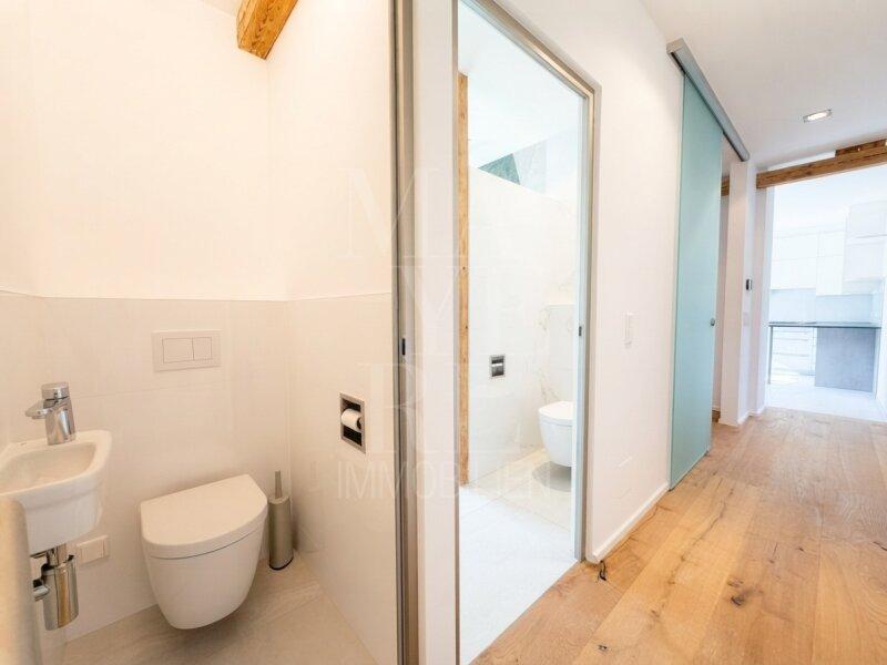 Toilette(n)