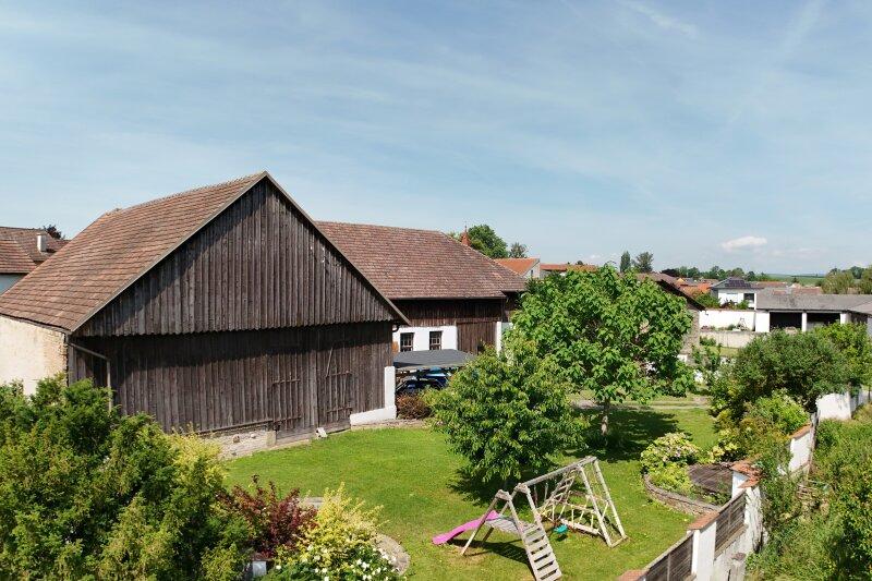 Kinderspielplatz / Garten