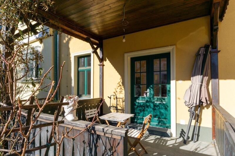 Veranda mit Sitzm�glichkeit Top 2