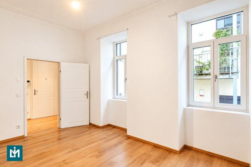 Schlafzimmer (W)