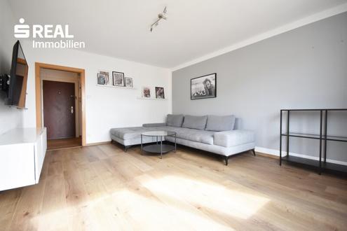 Urbane Dachgeschoß-Maisonette nahe Augarten: Großzügiges Wohnen über zwei Ebenen mit exzellenter Substanz!