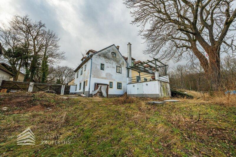 Villenliegenschaft auf historischem Klostergrund