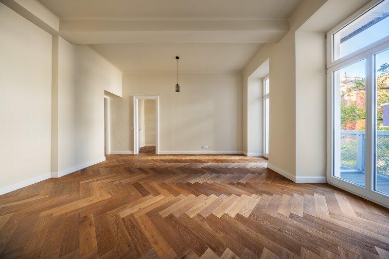 Wohnk�che mit Balkon