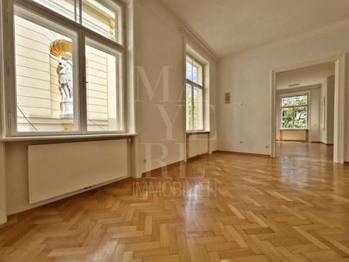 Villa mit Potential im T�rkenschanzcottage