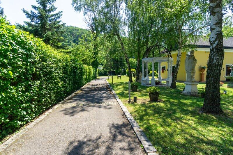 Stra�e Fahnengrundst�ck Nr. 549/14
