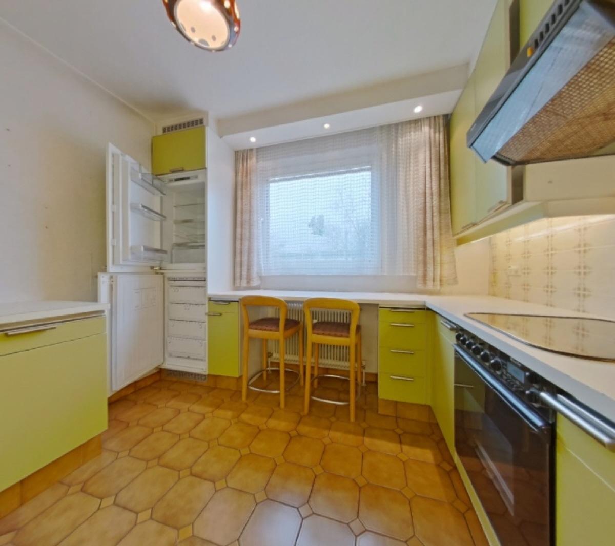 Kitchen 002