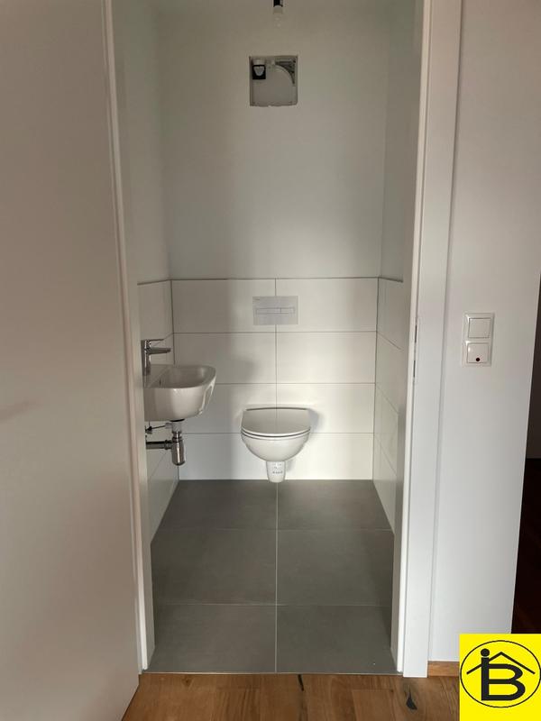 La t6 wc