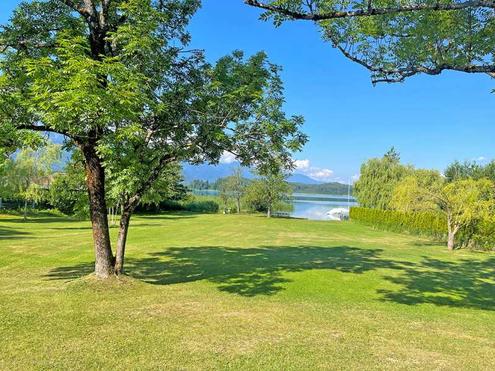 Seeblick-Neubauwohnung am wunderschnen Faaker See