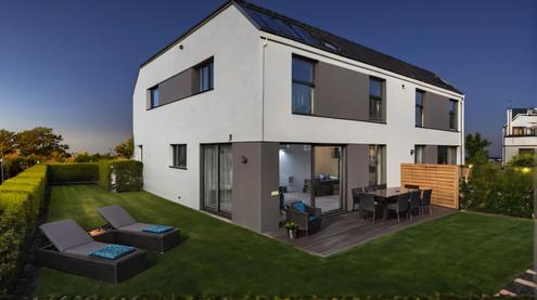 ++ FRÜHLINGSAKTION ++ DOPPELHAUSHÄLFTE Typ 134