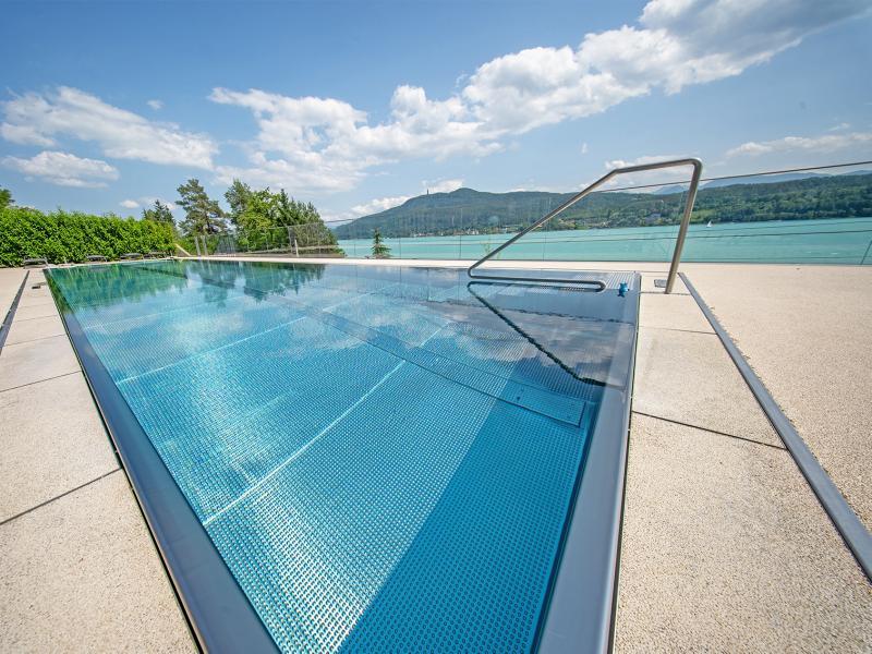 Pool2